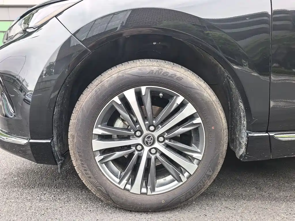 Toyota Venza 2023