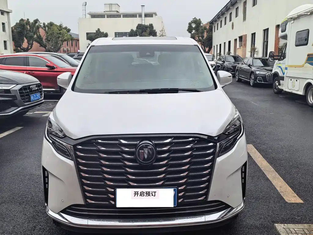 Buick GL8 2024