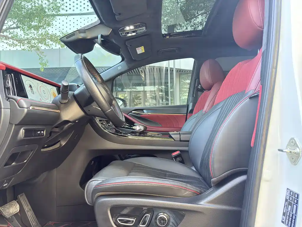 GAC Trumpchi M8 2022