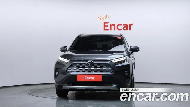 Toyota RAV4 2025