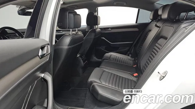 Volkswagen Passat 2022