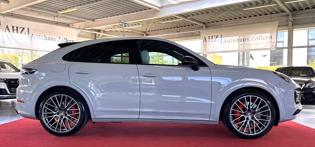 Porsche Cayenne 2023