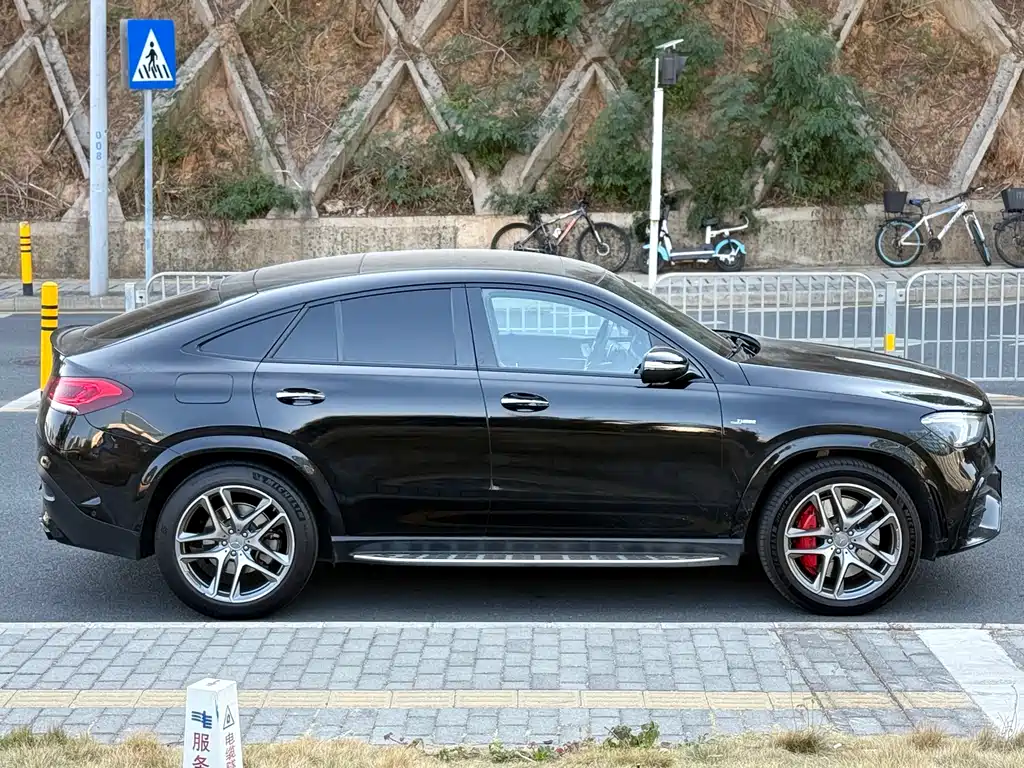 Mercedes-Benz GLE Coupe AMG 2021