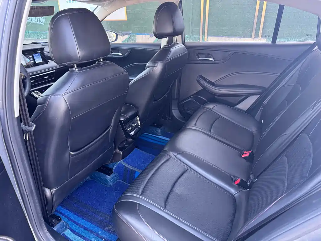 Roewe i5 2023