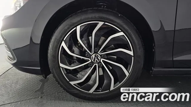Volkswagen Golf 2024