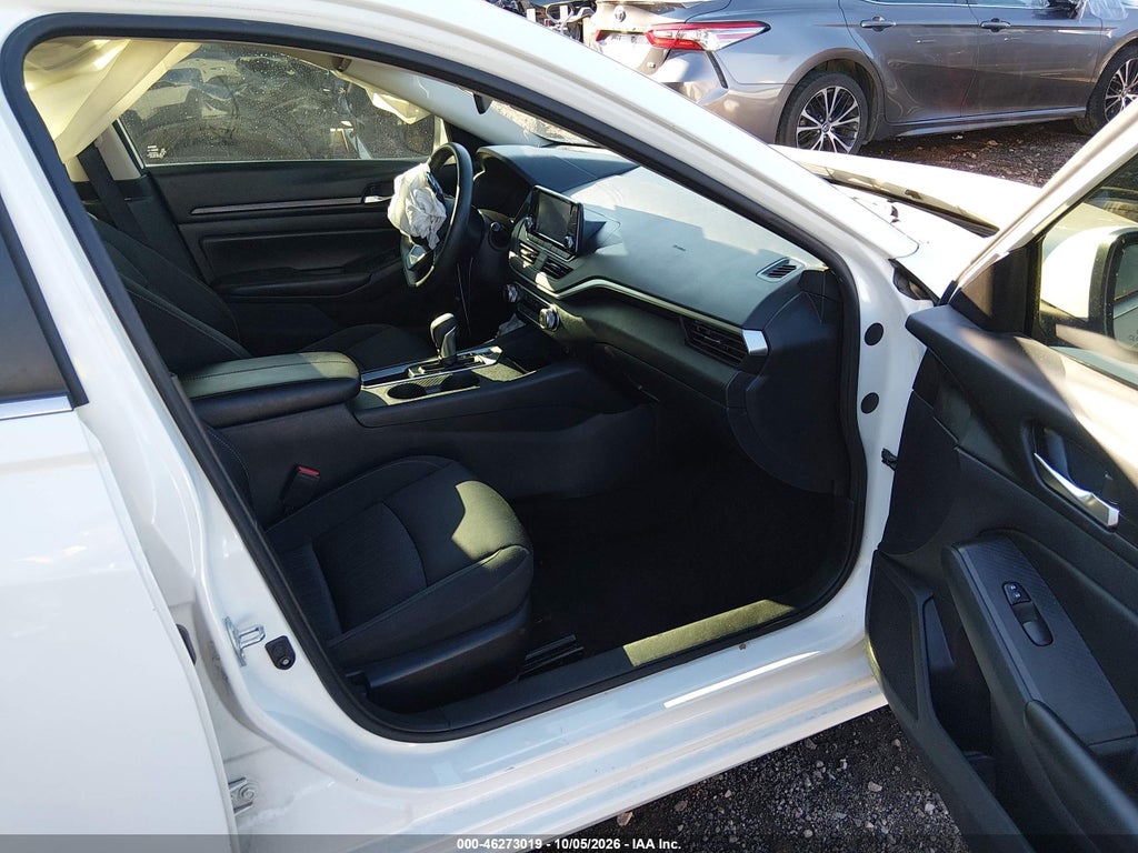 Nissan Altima 2022