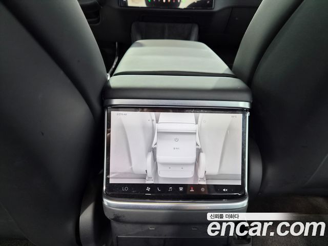 Tesla Model X 2023