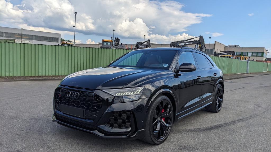 Audi RSQ8 2023