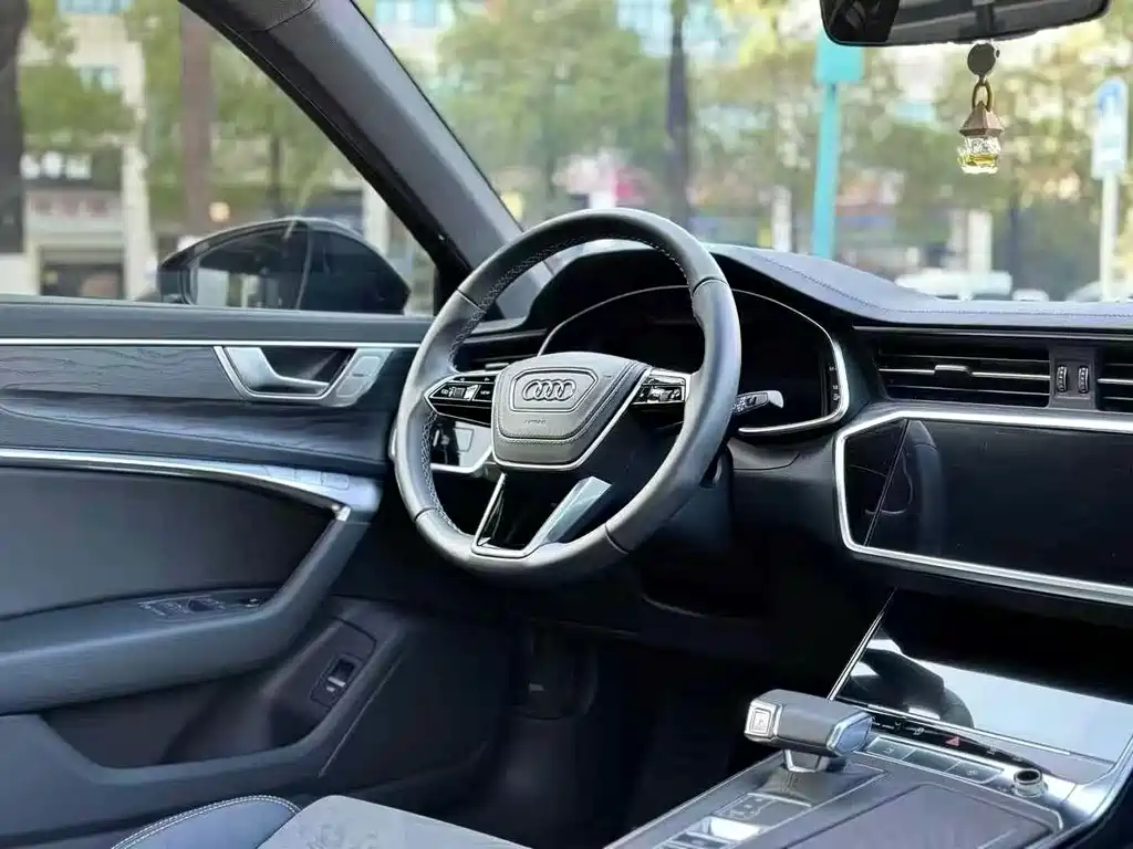 Audi A6 2024
