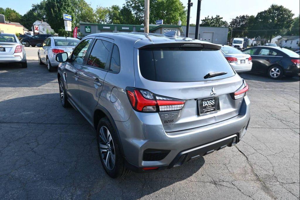 Mitsubishi Outlander Sport 2021