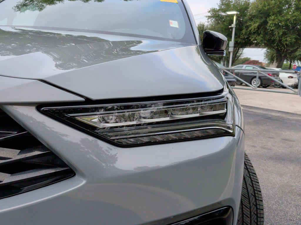Acura MDX 2025