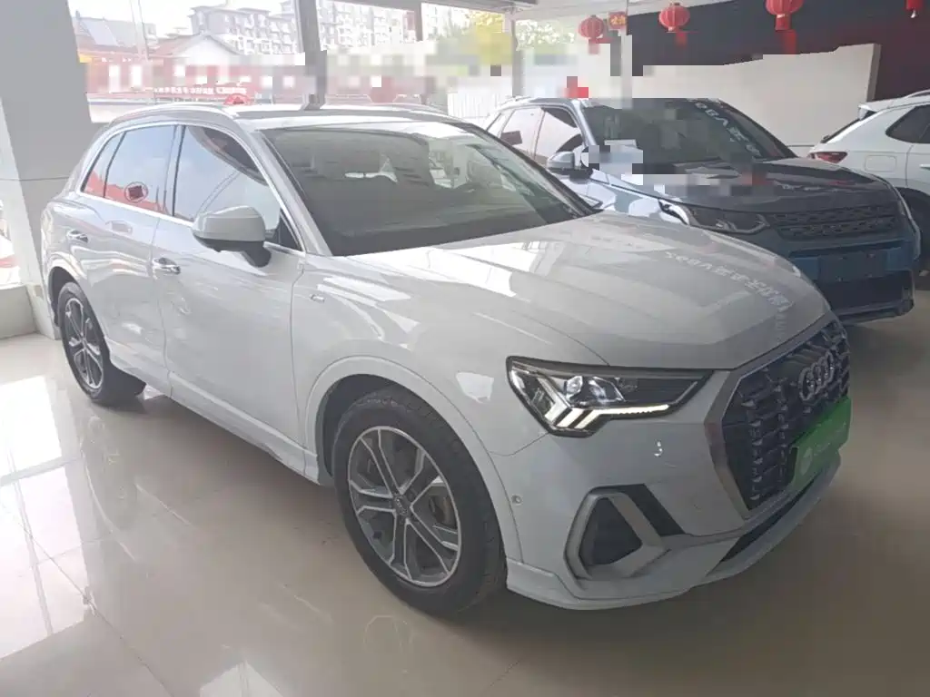 Audi Q3 2021