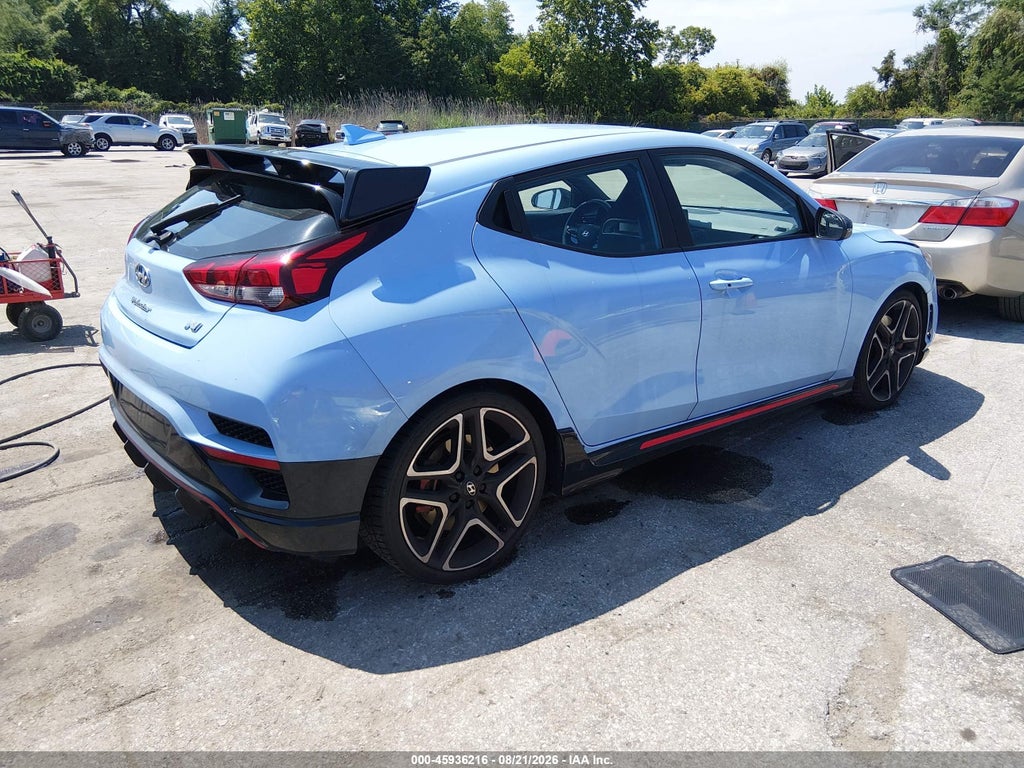 Hyundai Veloster 2022