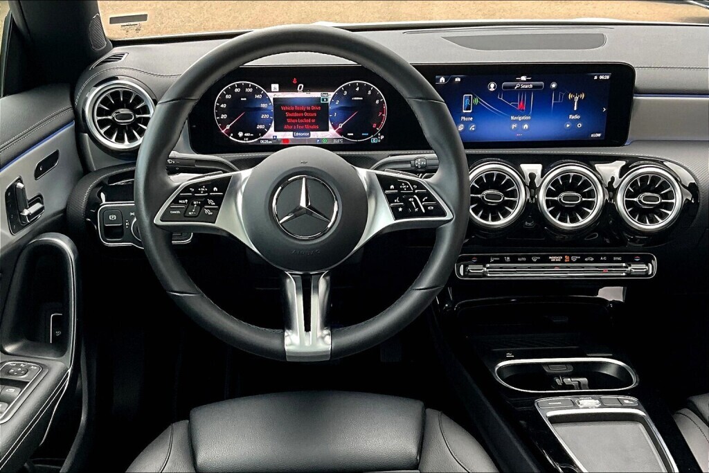 Mercedes-Benz CLA 2025