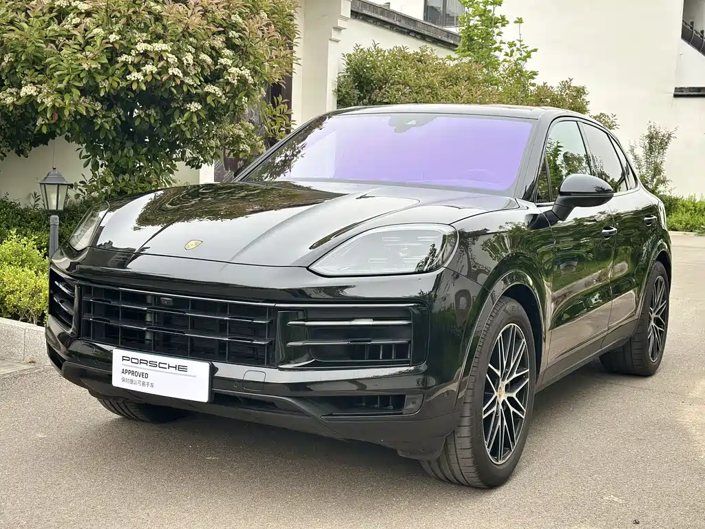 Porsche Cayenne 2025