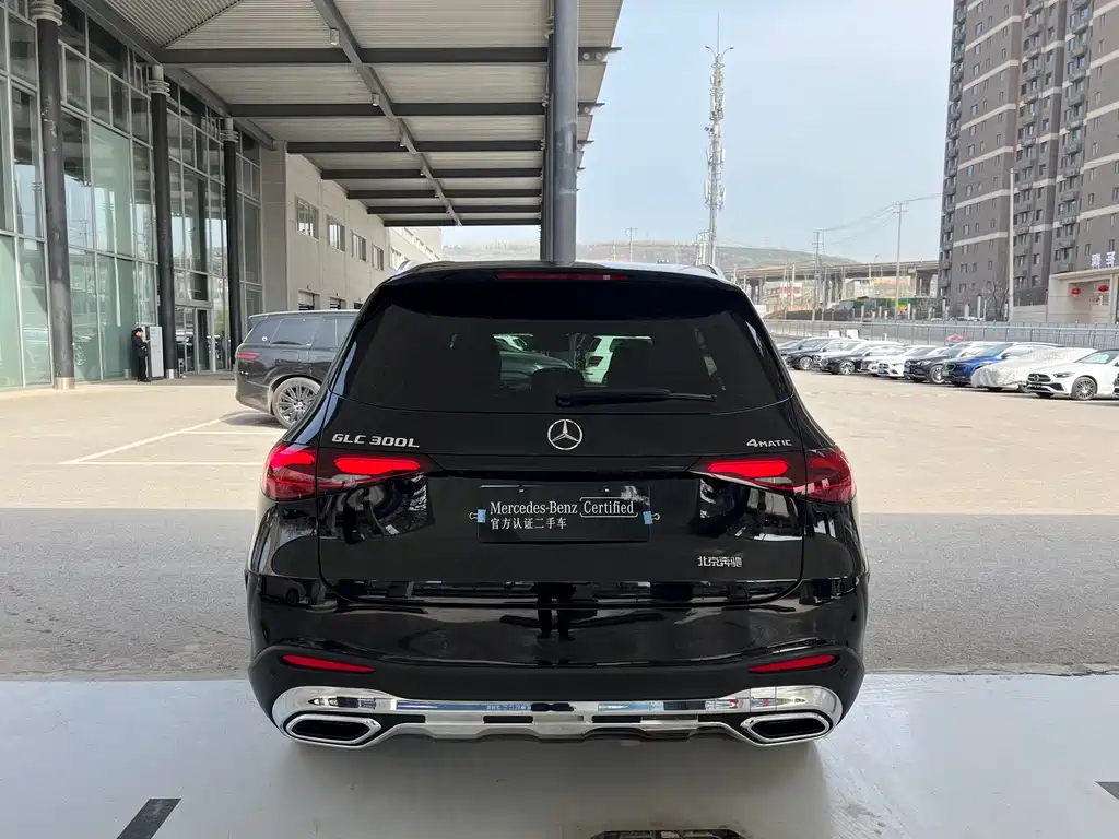 Mercedes-Benz GLC 2024