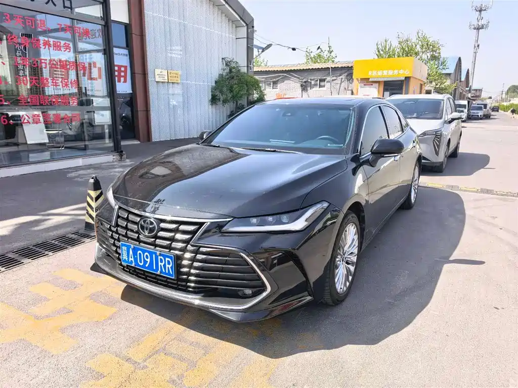 Toyota Avalon 2022