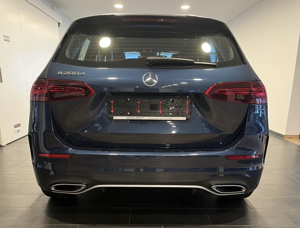 Mercedes-Benz B 200 2023