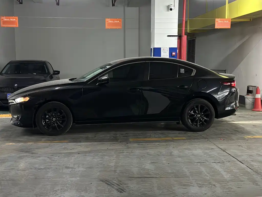 Mazda 3 2024