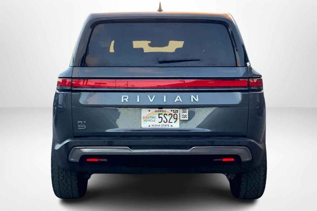 Rivian R1S 2025