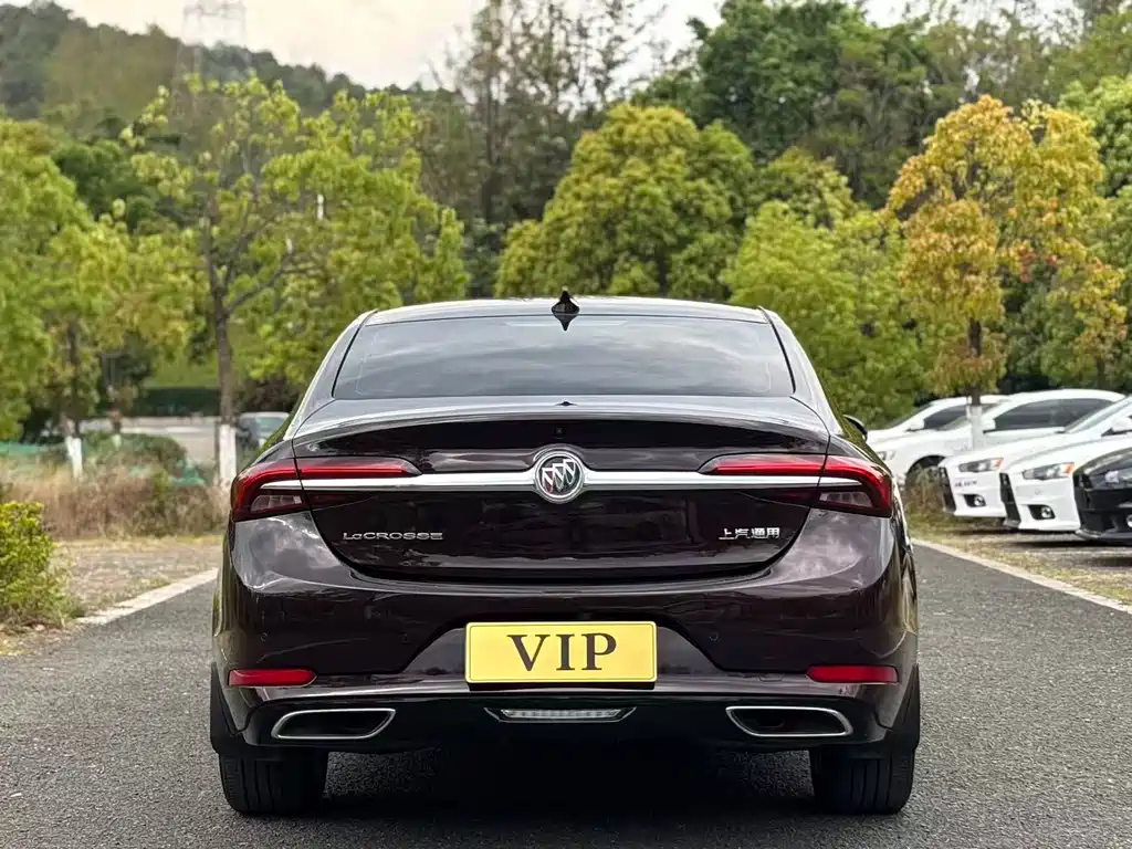 Buick LaCrosse 2021