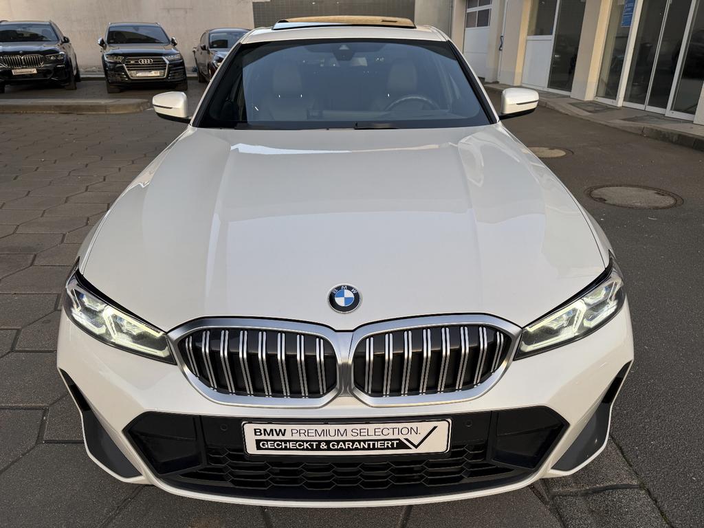BMW 320 2022