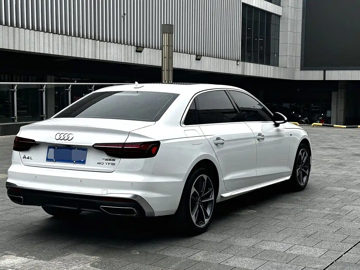 Audi A4 2024