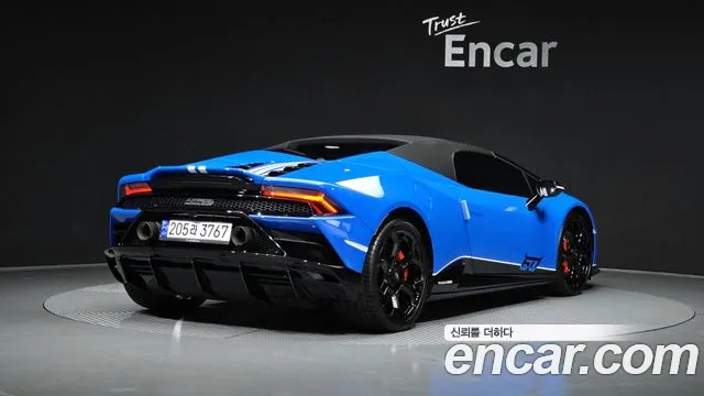 Lamborghini Huracán 2023