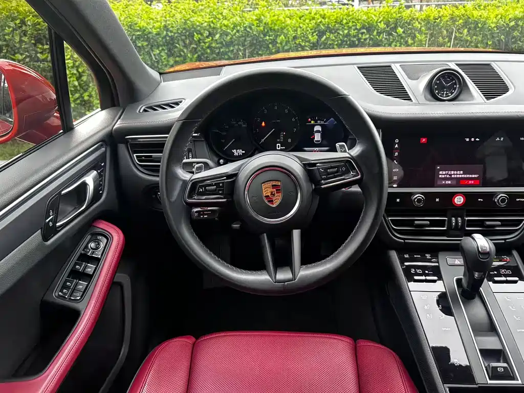 Porsche Macan 2023