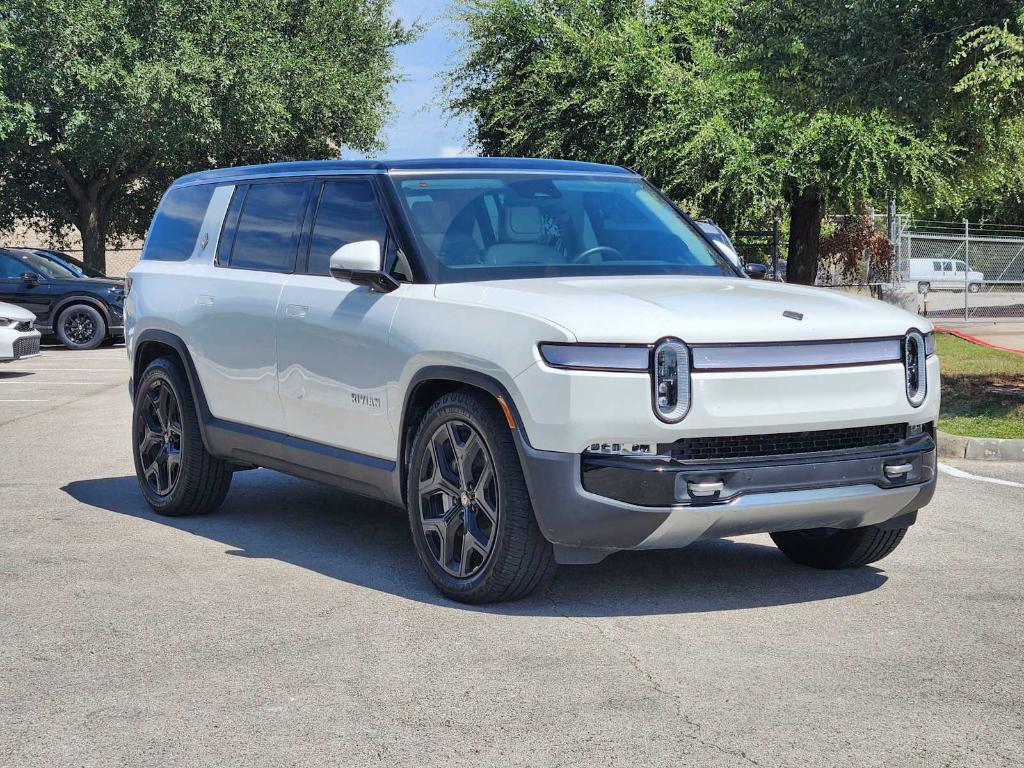 Rivian R1S 2023