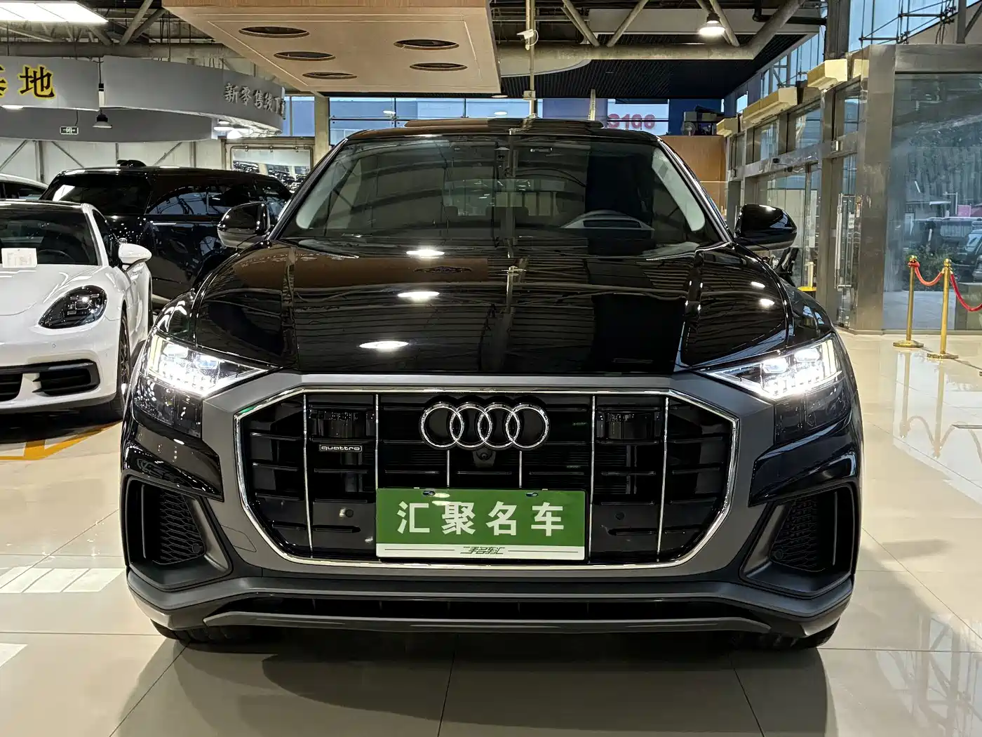 Audi Q8 2025
