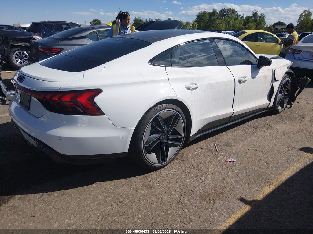Audi RS e-tron GT 2022