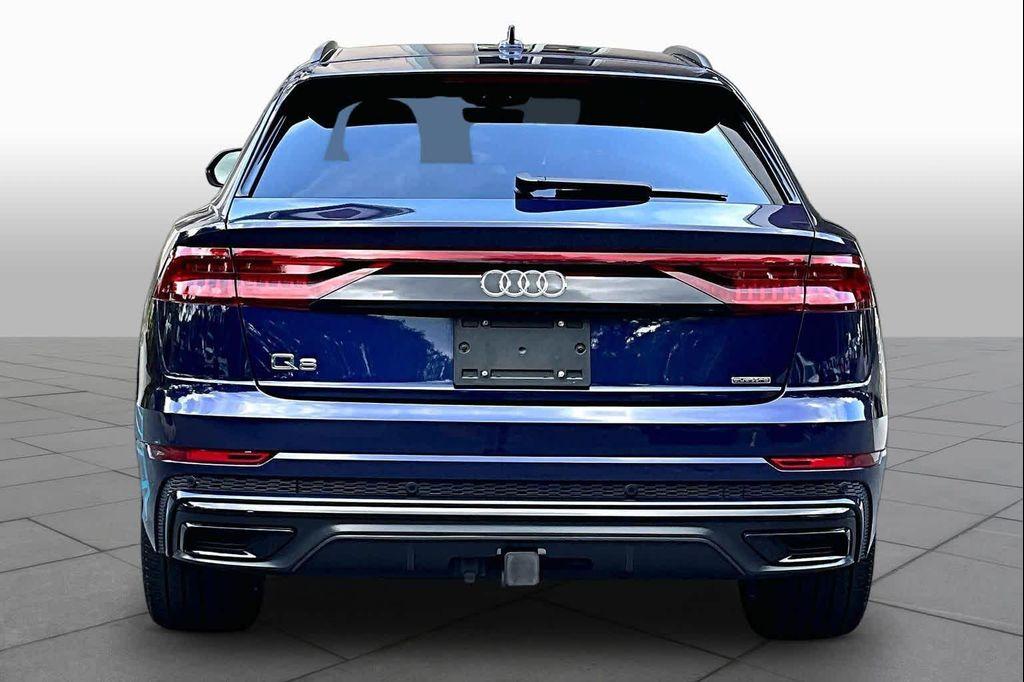 Audi Q8 2021