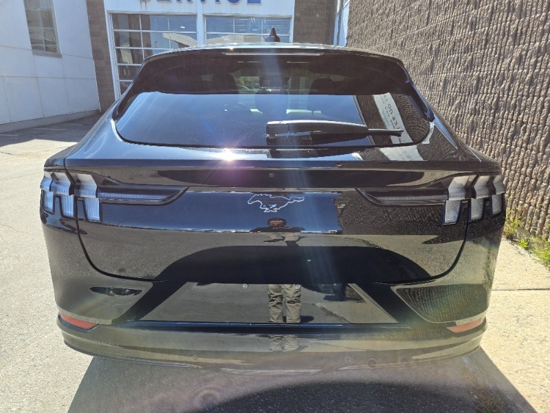 Ford Mustang Mach-E 2022