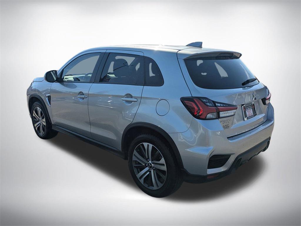 Mitsubishi Outlander Sport 2024