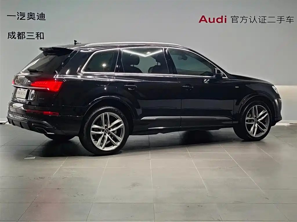 Audi Q7 2025