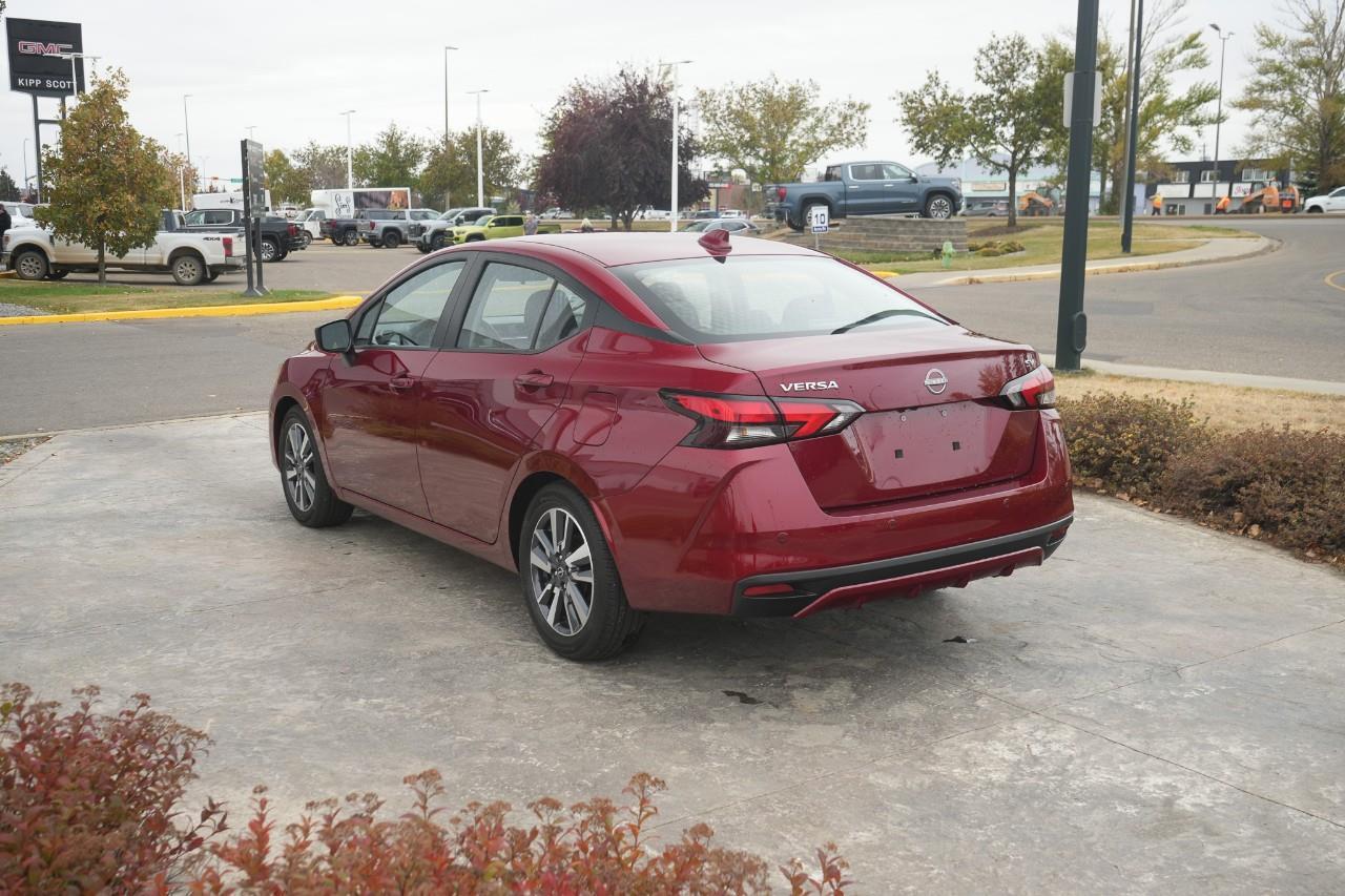 Nissan Versa 2023