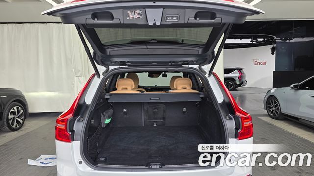 Volvo XC60 2021