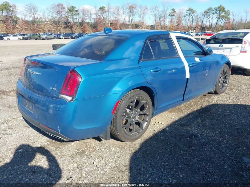 Chrysler 300 2020