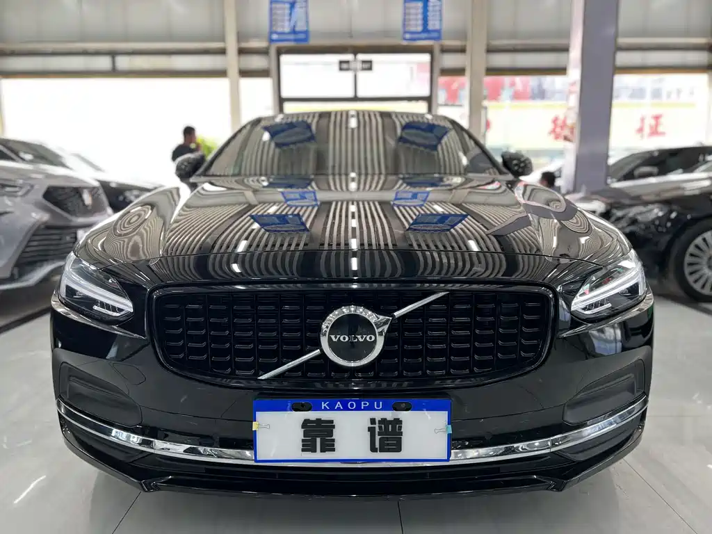 Volvo S90 2024