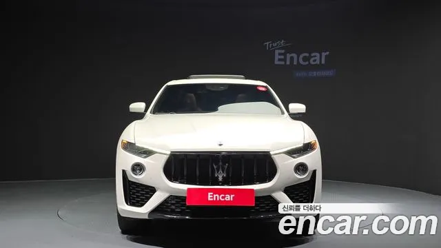 Maserati Levante 2022