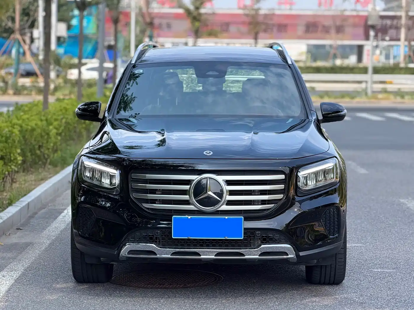 Mercedes-Benz GLB 2025