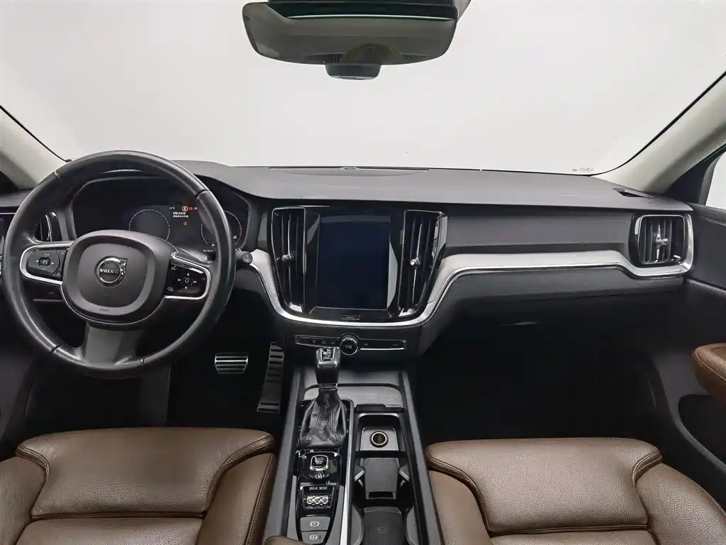 Volvo V60 2020