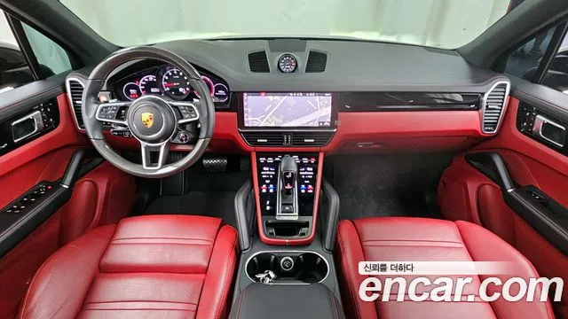 Porsche Cayenne 2021