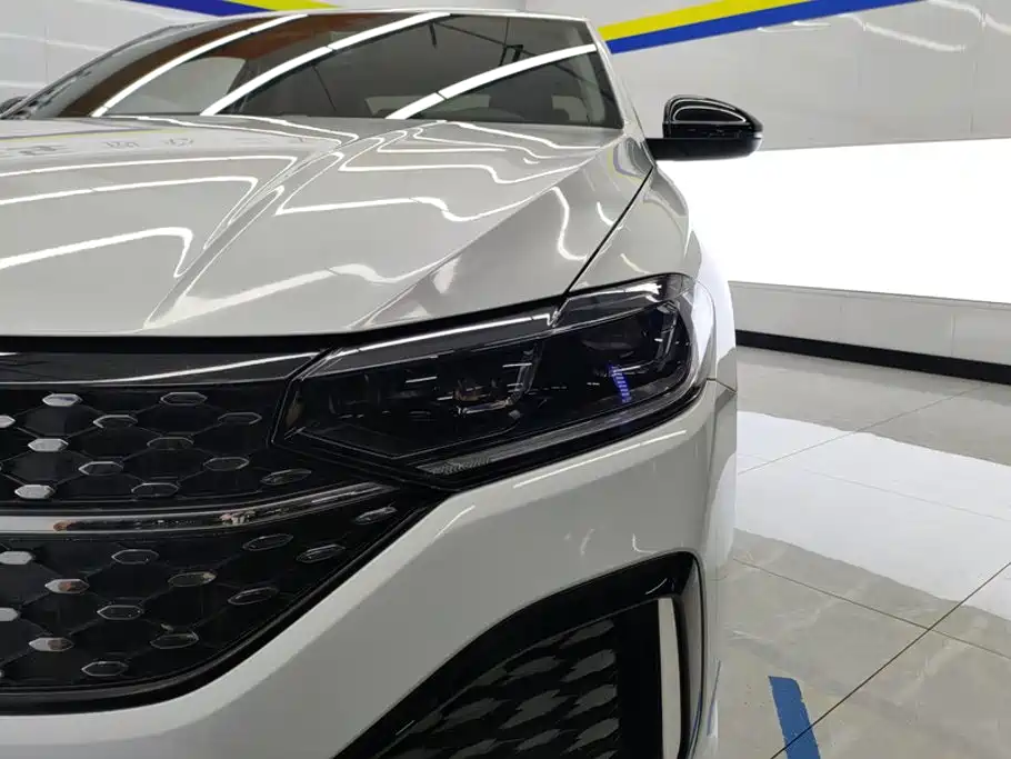 Volkswagen Lavida 2024