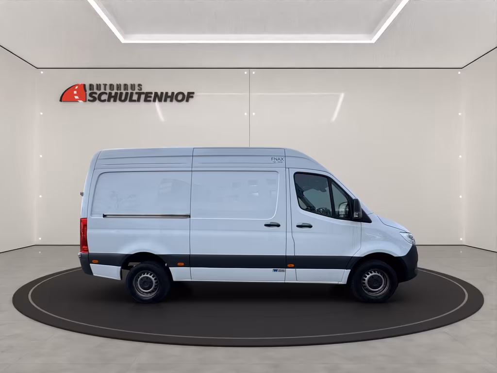 Mercedes-Benz SPRINTER 2024