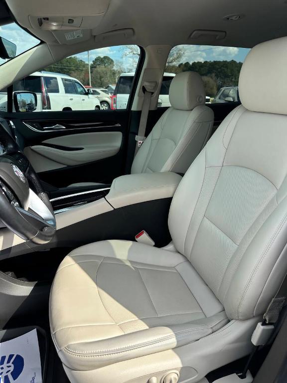 Buick Enclave 2022