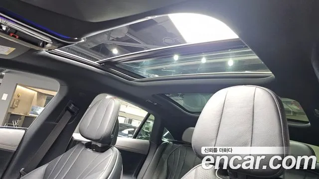 Mercedes-Benz EQE 2022