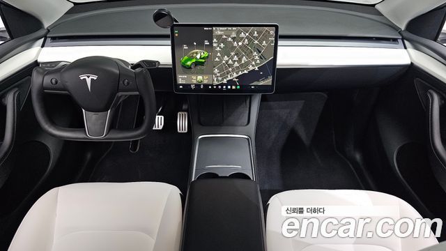 Tesla Model Y 2024