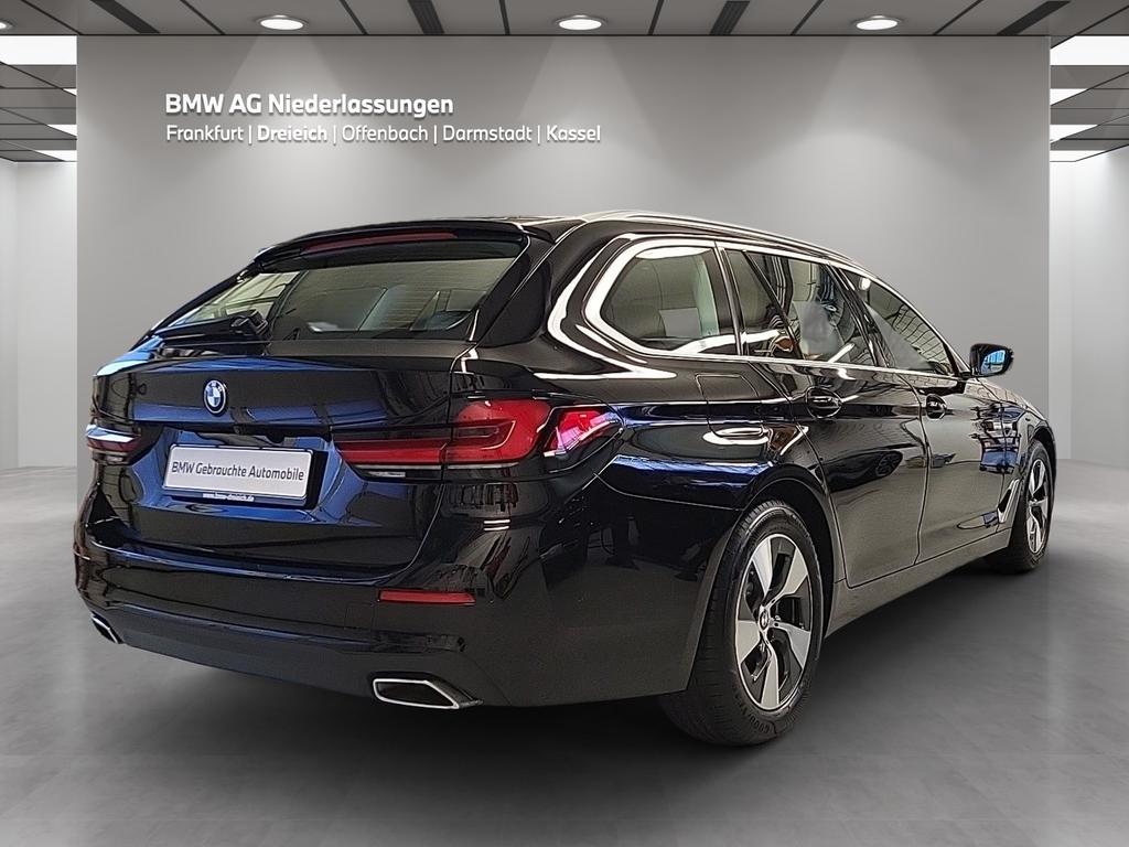 BMW 520 2023